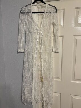 SHEIN White Sheer Floral Lace Long Robe with Satin Tie